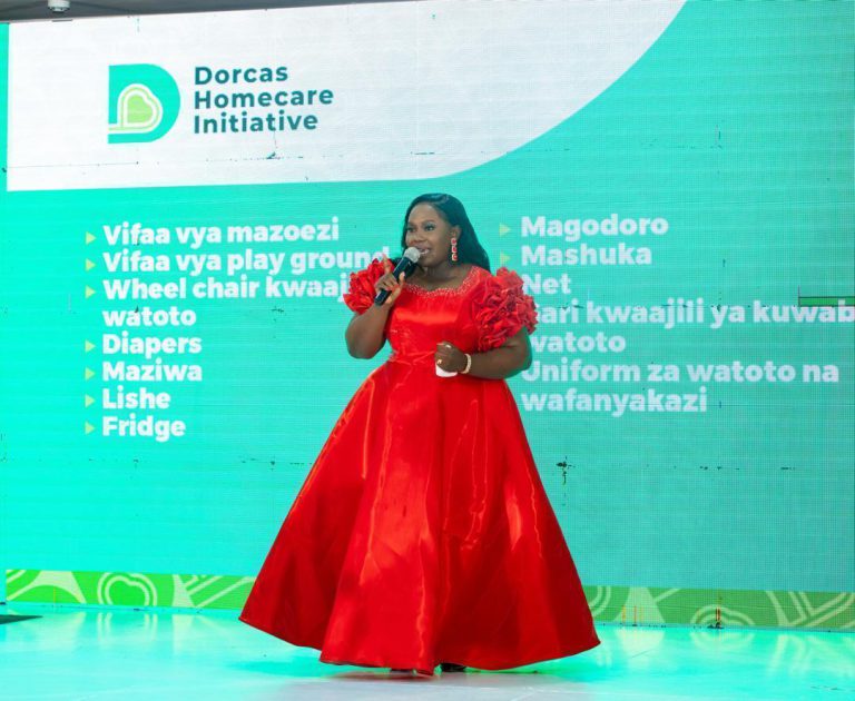 REHEMA SIMFUKWE ATOBOA SIRI KUIMBA WIMBO WA CHANZO