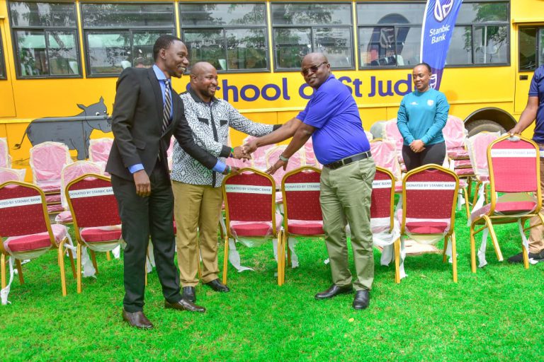 BENKI YA STANBIC YATOA MSAADA SHULE YA ST.JUDE