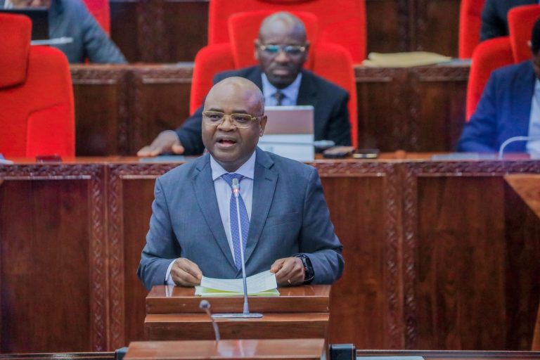 VIPAUMBELE VITANO OFISI YA MSAJILI WA HAZINA