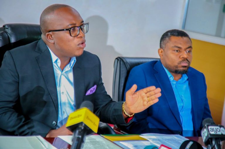WAZIRI MAVUNDE ATANGAZA KIAMA KWA KAMPUNI 95 ZA UCHIMBAJI MADINI
