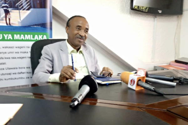 NIDA YAMNASA ALIYEKUWA ANATENGENEZA VITAMBULISHO BANDIA