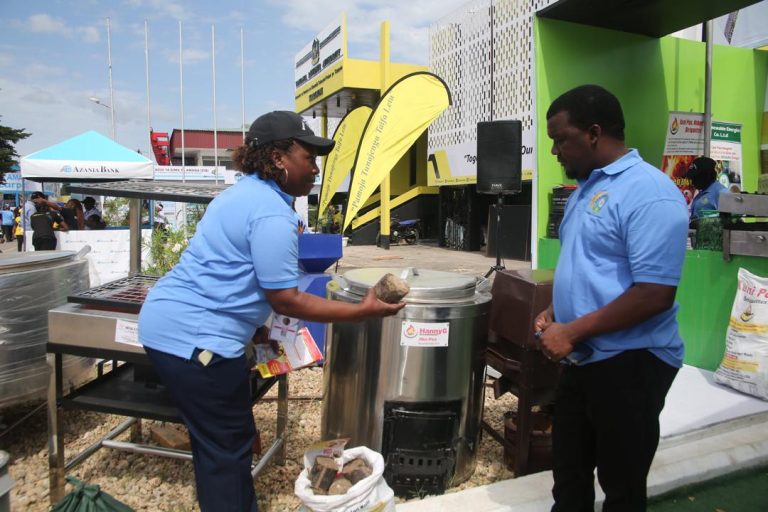 WATANZANIA WATAKIWA KUACHANA NA DHANA POTOFU KWAMBA NISHATI SAFI YA KUPIKIA NI GHARAMA