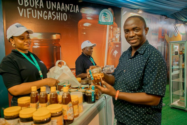 KAMISHNA MSTAAFU TFS AFURAHISHWA NA UBUNIFU WA TEHAMA SABASABA