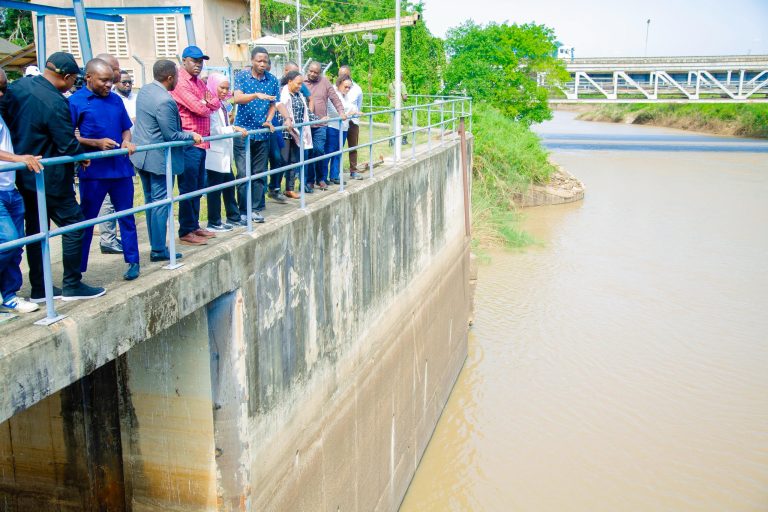 WAZIRI AWESO:TUNA UHAKIKA WA MAJI YA KUTOSHA DAR NA PWANI 