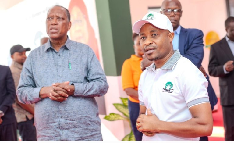 PROFESA KABUDI AWAAHIDI NIC KUWAPA MIRADI YA MICHEZO