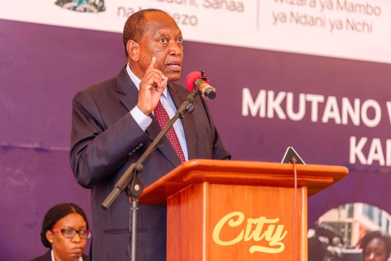 UANDISHI WA HABARI NI TAALUMA ANAYEFANYA KAZI LAZIMA AWE NA VIGEZO