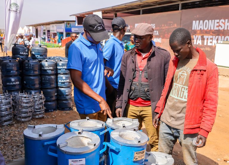 MAJIKO BANIFU 1000 KUUZWA KWA BEI YA RUZUKU KATIKA MAONESHO YA MADINI GEITA