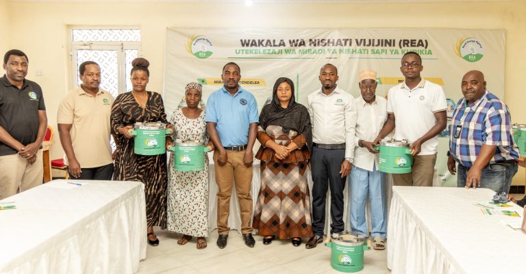 REA YATOA MAFUNZO YA NISHATI SAFI KWA MAKUNDI MAALUM