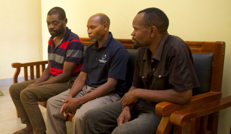 WATUHUMIWA SABA WAFIKISHWA MAHAKAMANI KWA TUHUMA ZA DAWA ZA KULEVYA SAME