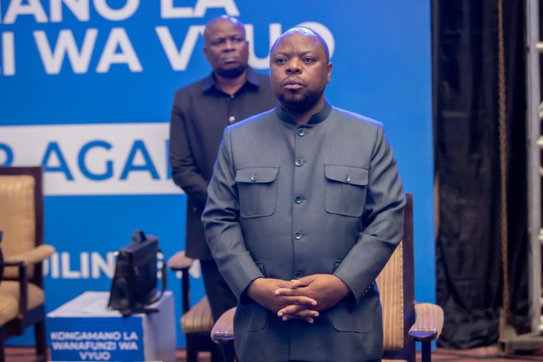 CHALAMILA:VIJANA MSIHARIBU MAISHA KWA PROPAGANDA ZA SIASA