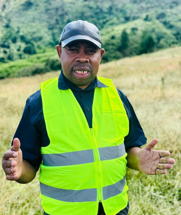 NJOMBE YAIBUKA KITOVU CHA MADINI ADIMU, SOKO LAKE KUU LIPO CHINA