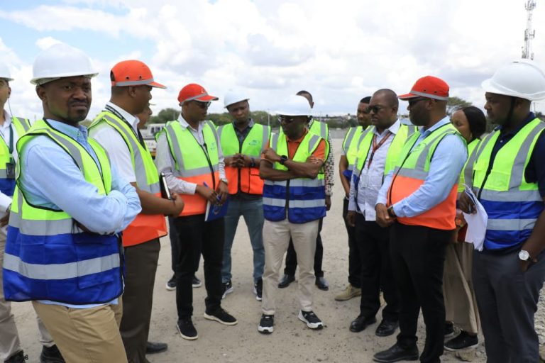 PROFESA MBARAWA:ENEO LA KUHIFADHIA KONTENA KURASINI KUANZA KAZI NOVEMBA 2026