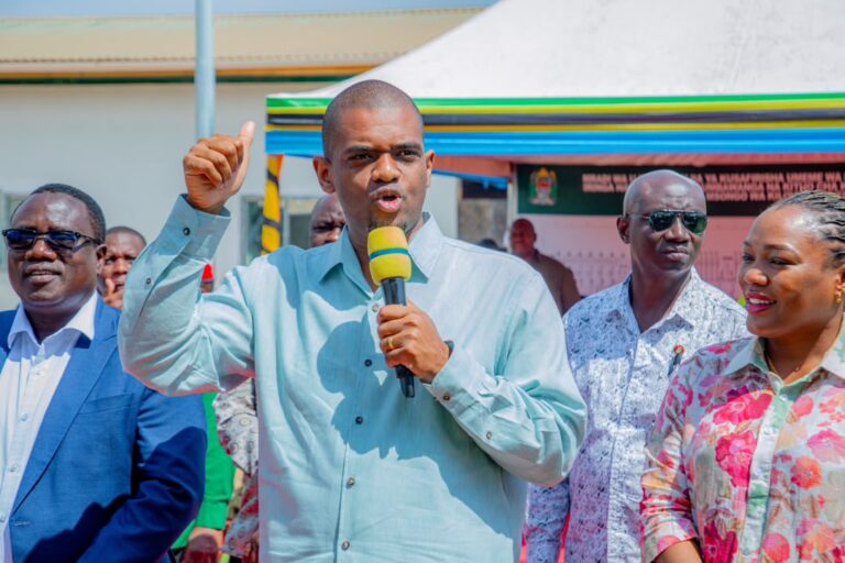 MHE. NDEJEMBI ARIDHISHWA NA MAENDELEO YA UJENZI WA KITUO CHA UMEME IGANJO, MBEYA